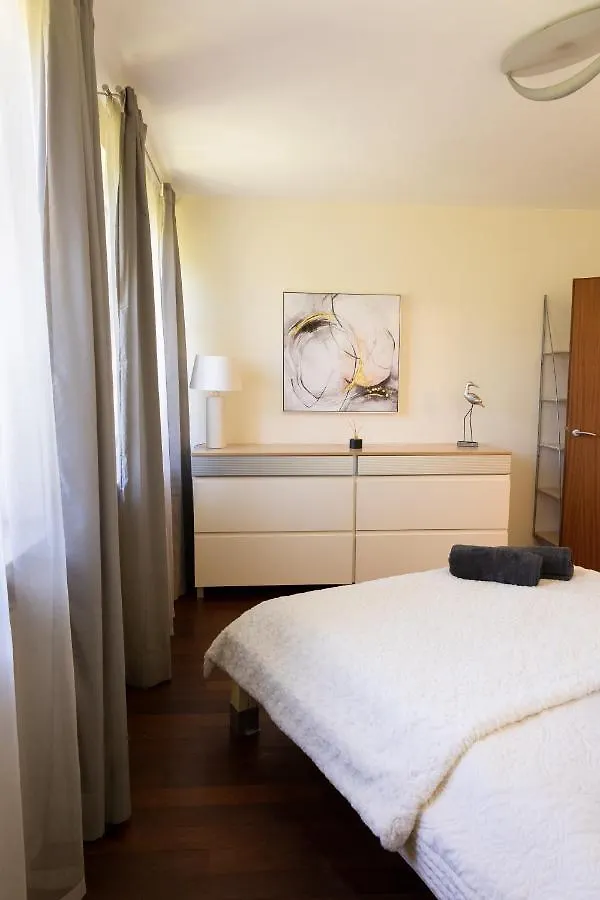 Clicktheflat Ceremony Old Town Apartment Warschau